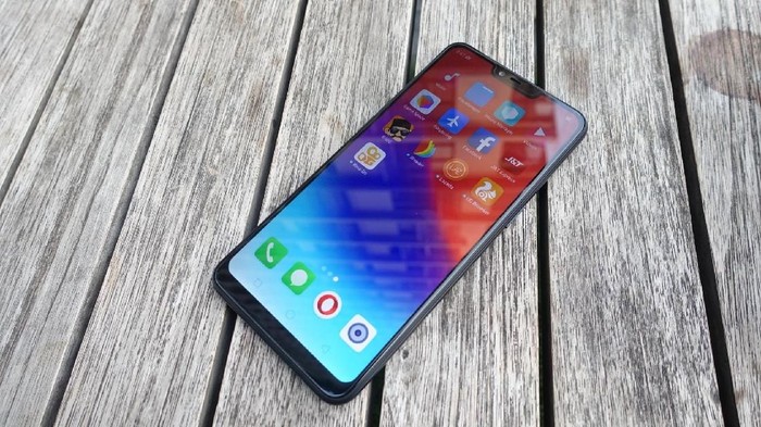 Realme 2 Pro. Foto: detikINET/Josina Realme 2 Pro. Foto: detikINET/Josina