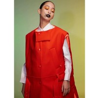 Sebagai pemenang, Dana berhak membawa pulang sebuah mobil Subaru XV dan mendapat kesempatan untuk tampil di sampul majalah Harpers Bazaar Thailand. Tak hanya itu, ia bakal teken kontrak modeling dengan agensi Storm Model di London. Congrats Dana! (Foto: Instagram/@dsloz)