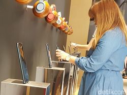 Mengintip Megahnya Toko Oppo di Shenzhen
