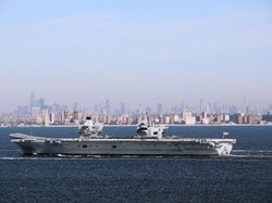 Kapal Induk Tercanggih Inggris Sambangi New York
