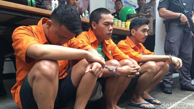 Polisi menangkap 3 orang terkait liquid vape mengandung zat ekstasi