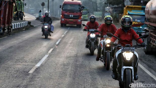 Seberapa Nyaman KTM Duke Dijadikan Motor Harian?