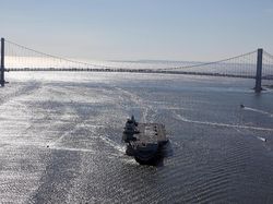 Canggihnya Kapal Induk Inggris yang Akan Gertak China