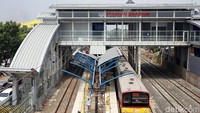 Stasiun Buaran di Jakarta Timur menjadi salah satu stasiun kereta api atau commuterline yang tengah dalam proses modernisasi. Proses pembangunan Stasiun Buaran pun terus dikebut pengerjaannya, Kamis (25/10/2018).