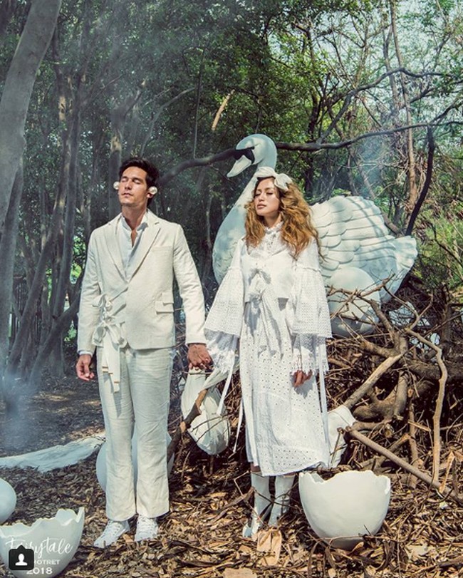 Pertemuan Jessica Iskandar dan Richard Kyle berawal dari konser grup musik Elektronik, The Chainsmokers di Jakarta pada Maret 2018. Saat itu Jessica nonton konser tersebut bersama dengan salah satu anggota Girls Squad, Dokter Iriene, sedangkan Richard bersama dengan temannya. Setelah beberapa saling mengenal, getar asmara pun mulai terjalin. Foto: Dok. Instagram/riomotret.