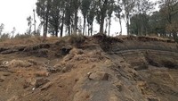 Seusai survei, tim gabungan yang terdiri dari TNGR, Polri, TNI, hingga pelaku wisata di Gunung Rinjani melakukan pembahasan pada tanggal 8 Oktober. Seterusnya ditemukan beberapa kendala bagi kenyamanan para pendaki (Dok. Balai Taman Nasional Gunung Rinjani)
