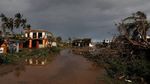 Rumah Rusak-Pohon Tumbang, Begini Dampak Badai Willa di Meksiko