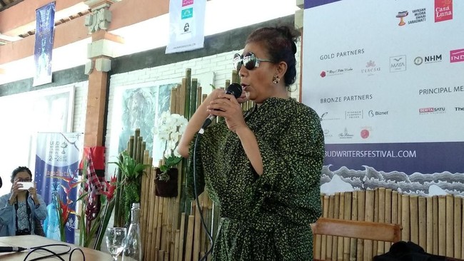 Strategi Susi Berantas Sampah Plastik di Laut