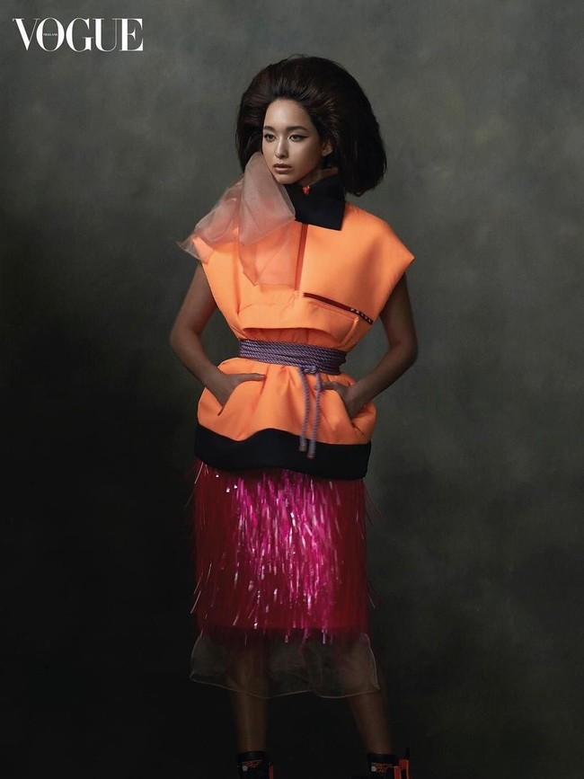 Aktris dan model senior Shalom Harlow adalah idolanya. Dana juga menyukai karya-karya desainer Alessandro Michele, Cecilia Bönström, dan Raf Simons. (Foto: Instagram/@dsloz)