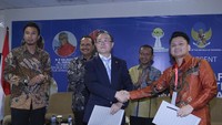 Pada kesempatan itu pula dilangsungkan penandatanganan kerjasama HIPMI dengan Glexindo dan Jumore E-commerce sebagai marketplace yang menjadi jembatan untuk para pengusaha muda Indonesia. Foto: dok. HIPMI