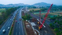 Pada pengerjaan struktur jembatan, konsorsium juga telah menyelesaikan pengerjaan 253 bored piles di DK115 (daerah sekitar BRIGIF). Pool/PT Wijaya Karya (Persero) Tbk.