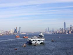 Canggihnya Kapal Induk Inggris yang Akan Gertak China