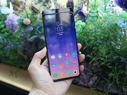 4 Smartphone Gahar dengan Kamera Tersembunyi