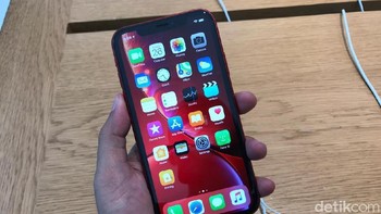 iPhone XR Product RED. (Foto: detikINET/Adi Fida Rahman)