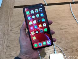 Warna-warni iPhone XR