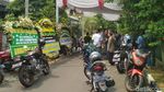 Suasana Rumah Duka Ayah Arumi Bachsin