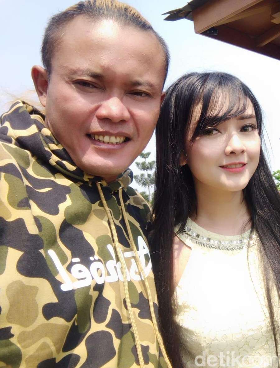 Kemesraan Sule dan Suci, Model di Video Klip 'Gara-gara Dia'