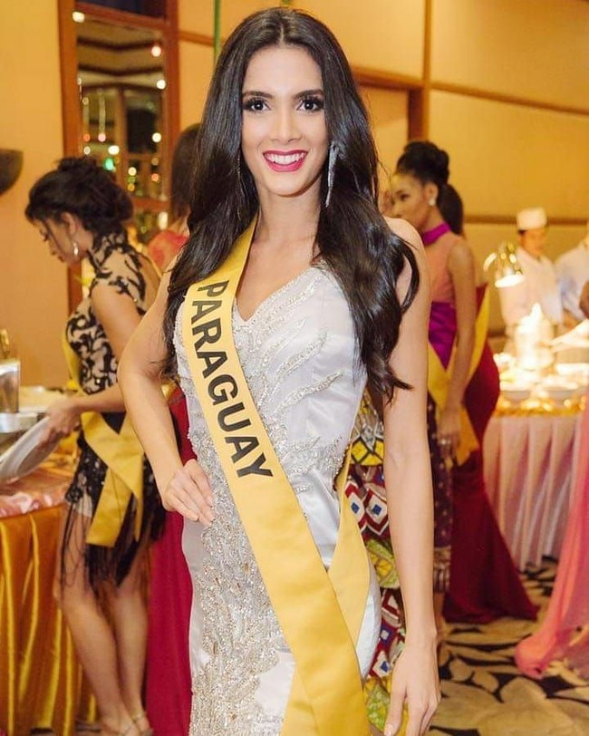 Berusia 24 tahun, Clara Sosa menjadi sensasi setelah dia pingsan di panggung Miss Grand International 2018 di saat dirinya dinyatakan sebagai pemenang kontes kecantikan tersebut. Foto: Instagram @_clarasosa