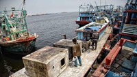 Kapal yang tidak bisa melaut adalah kapal-kapal besar di atas 30 GT (gross tonase).