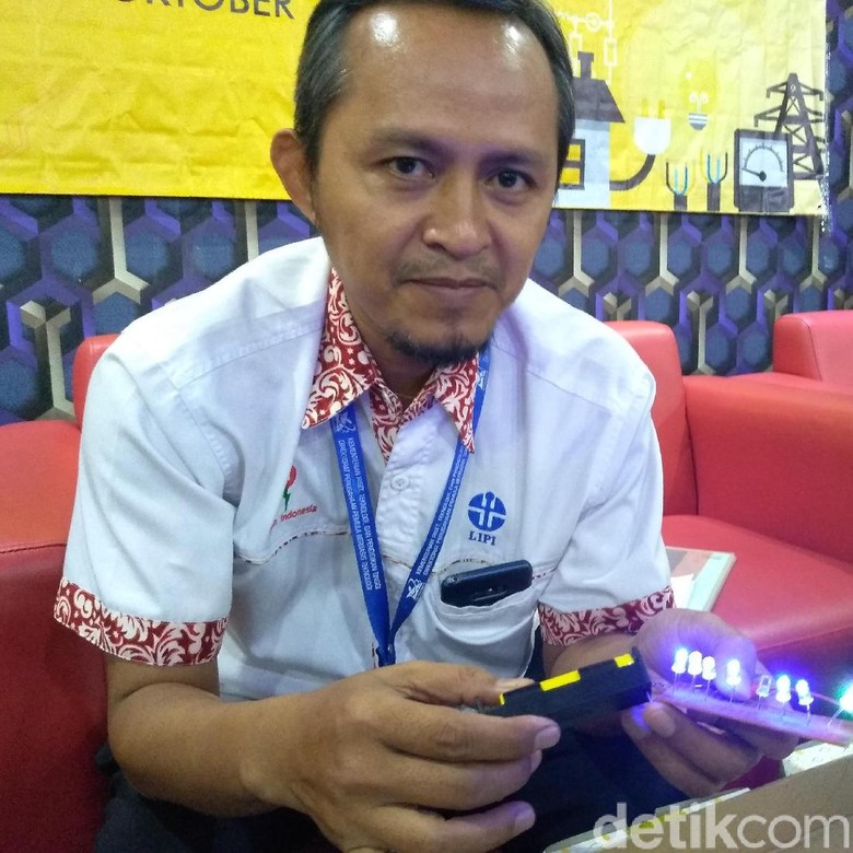 LIPI Kembangkan Baterai Lithium Berbahan Baku Tempurung Kelapa LIPI Kembangkan Baterai Lithium Berbahan Baku Tempurung Kelapa