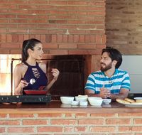 Pemenang Miss Grand International 2018 Ternyata Chef Profesional