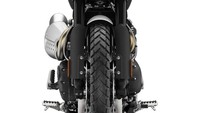 Soal pengereman, terdapat rem Brembo dengan cakram 320 mm dan kaliper M50. Sistem pengereman dibekali ABS. Foto: Dok. Triumph