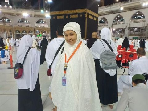 Cerita Haru Hijabers dapat Rezeki Tak Terduga Selama Perjalanan Umrah