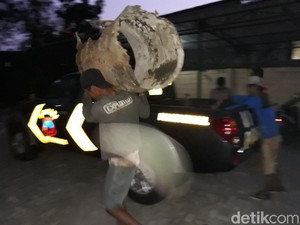 Saksi Mata: Mayat Dicor di Sukoharjo Pakai Celana Dalam Pria