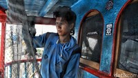 Perpanjangan izin itu tak kunjung selesai dalam lima bulan terakhir.