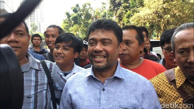 Said Iqbal memenuhi panggilan Polda Metro Jaya dalam kasus hoax Ratna Sarumpaet, Jumat (26/10/2018)