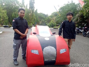 Mahasiswa Makassar Buat Mobil Irit, Tembus 100 Kilometer/liter