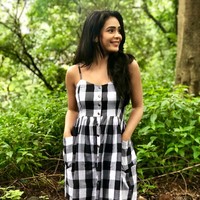 Sementara itu Raja Bajaj megklaim, Sonal pernah datang ke rumahnya untuk meminta uang. Dia mengaku aktris muda itu mengancamnya dengan mengatakan akan membuat pernyataan pada publik soal pelecehan seks yang kini tengah hangat dibicarakan. Raja Bajaj pada saat itu menolak membayarkan sejumlah uang karena yakin dirinya tidak bersalah. Foto: Dok. Instagram