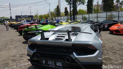 Puluhan Banteng Italia Digeber dari Semarang hingga Yoygakarta