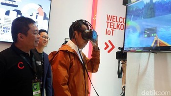 Di acara Ideafest ini, Jokowi mengungkapkan kekagumannya setelah berkeliling melihat berbagai stan yang ada di ruang pameran. Alasannya banyak ide usaha baru dibawa oleh peserta yang mayoritas dari kalangan muda atau generasi millenial ini.  