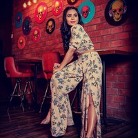 Sonal kemudian mengungkapkan Raja Bajaj melakukan pelecehan seksual saat dia melakukan audisi di depan pria tersebut. Saat audisi, dia diminta mencoba beberapa baju, namun saat hal itu dilakukannya, Raja Bajaj disebutnya melakukan tindakan yang tidak pantas. Foto: Dok. Instagram