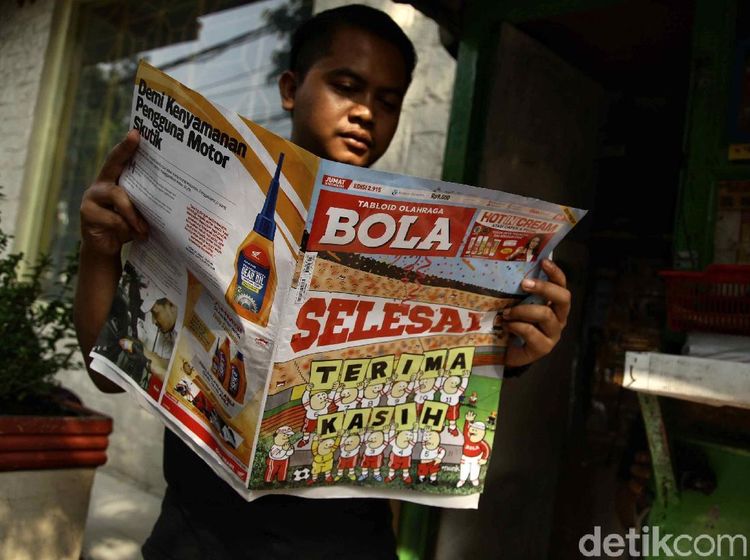 Tabloid BOLA Pamitan