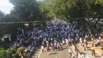 Potret Bendera Berkalimat Tauhid Raksasa di Medan Merdeka
