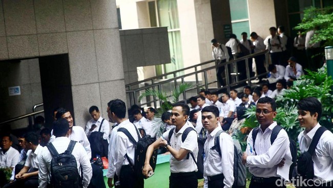 Fakta di Balik Lowongan Pegawai Setara PNS