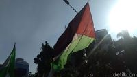 Bendera Palestina Ikut Dibawa di Aksi Bela Tauhid