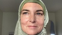 Dan baru-baru ini, Sinead memilih untuk masuk Islam dan berhijab serta mengganti namanya menjadi Shuhada. Dok. Twitter/MagdaDavitt77