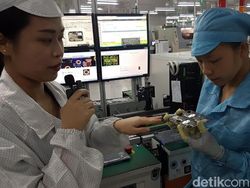 Begini OPPO Bikin Ponsel di China