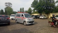 Untuk tahap pertama, kremasi dilakukan pukul 10.00 WIB. Sedangkan tahap dua dilakukan mulai pukul 15.30 WIB. Proses kremasi atau pembakaran berlangsung selama 4 jam sebelum akhirnya menjadi abu.