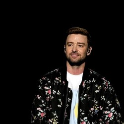 Justin Timberlake Dihujat Gegara Banyakan Kasih Mic ke Penonton di Konser