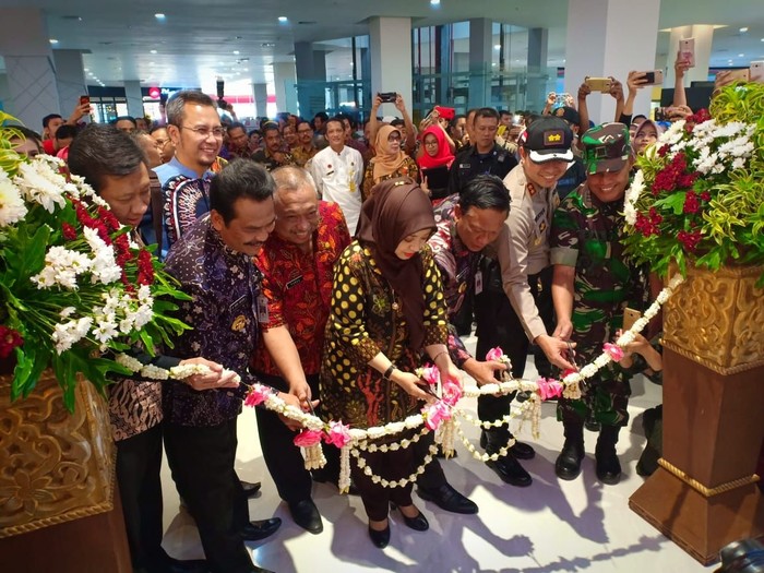 Transmart Rilis Gerai Terbaru ke-124 di Icon Mall Gresik