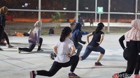 Tidak hanya laki-laki, perempuan pun juga antusias lho mengikuti olahraga ini. Foto: Annissa Widya Davita/detikHealth