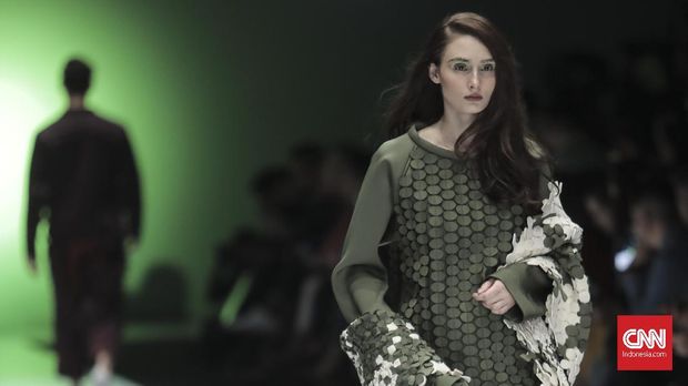 Kilau Empat Kesatria di Panggung Penutup JFW 2019