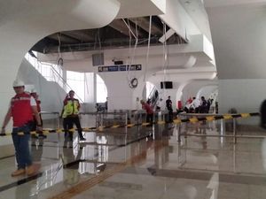 LRT Palembang: Mogok hingga Atap Stasiun Ambrol Diterjang Angin