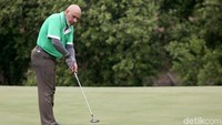 Duta Besar Oman untuk Indonesia pun tampak hadir mengikuti turnamen golf yang diselenggarakan oleh P3N tersebut.