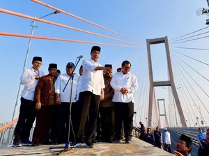 Alasan Jokowi Gratiskan Jembatan Suramadu