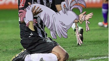 Fotonya pun tak sembarang tempel dengan kartun.  (Foto: Lucas Levitan)